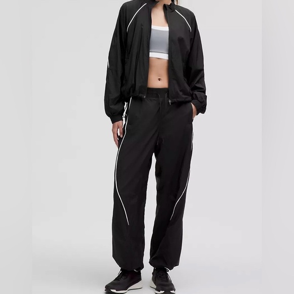 NWT Lululemon License To Train Ladies Lightweight Jogger Set SZ 14 Black & White - Picture 3 of 16